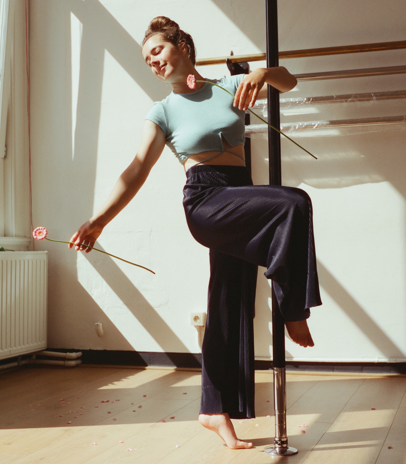 Valentine workshop - Contemporary pole choreo